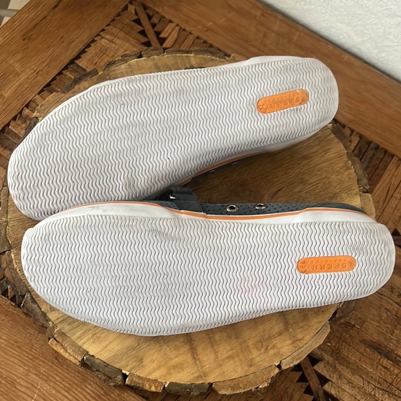 Sperry Women’s Top Sider Mary Jane Shoes with Velcro Straps **LIKE NEW** - Picture 10 of 11